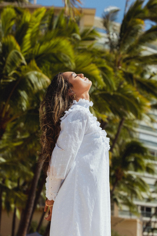 white muumuu dress Long Ruffled Hawaiian Hibiscus Leis White / 2XL Zipper on the back Hawaiian Muumuu Ruffle Dress, Long,